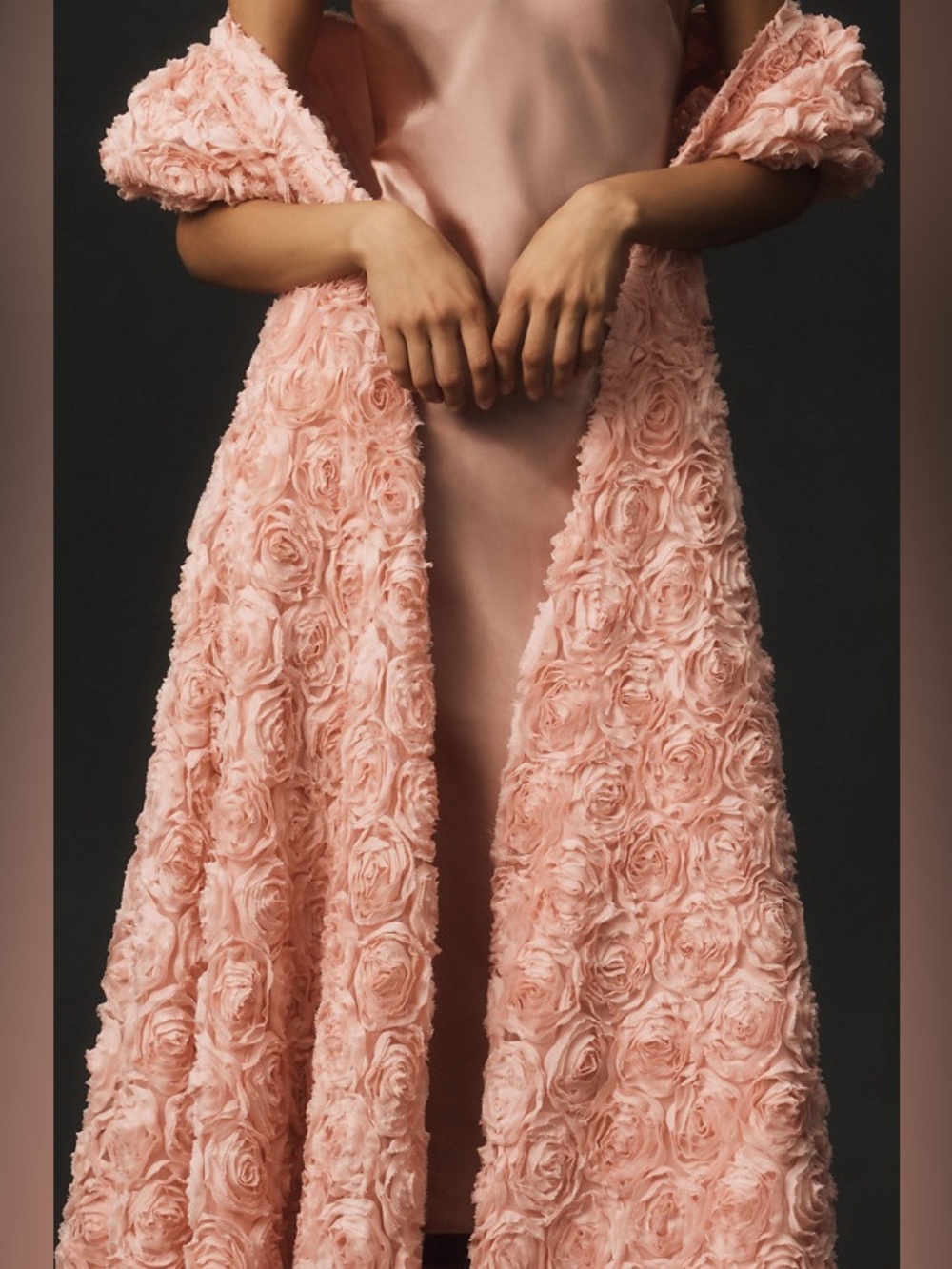 Self Contrast 3D Floral Duster